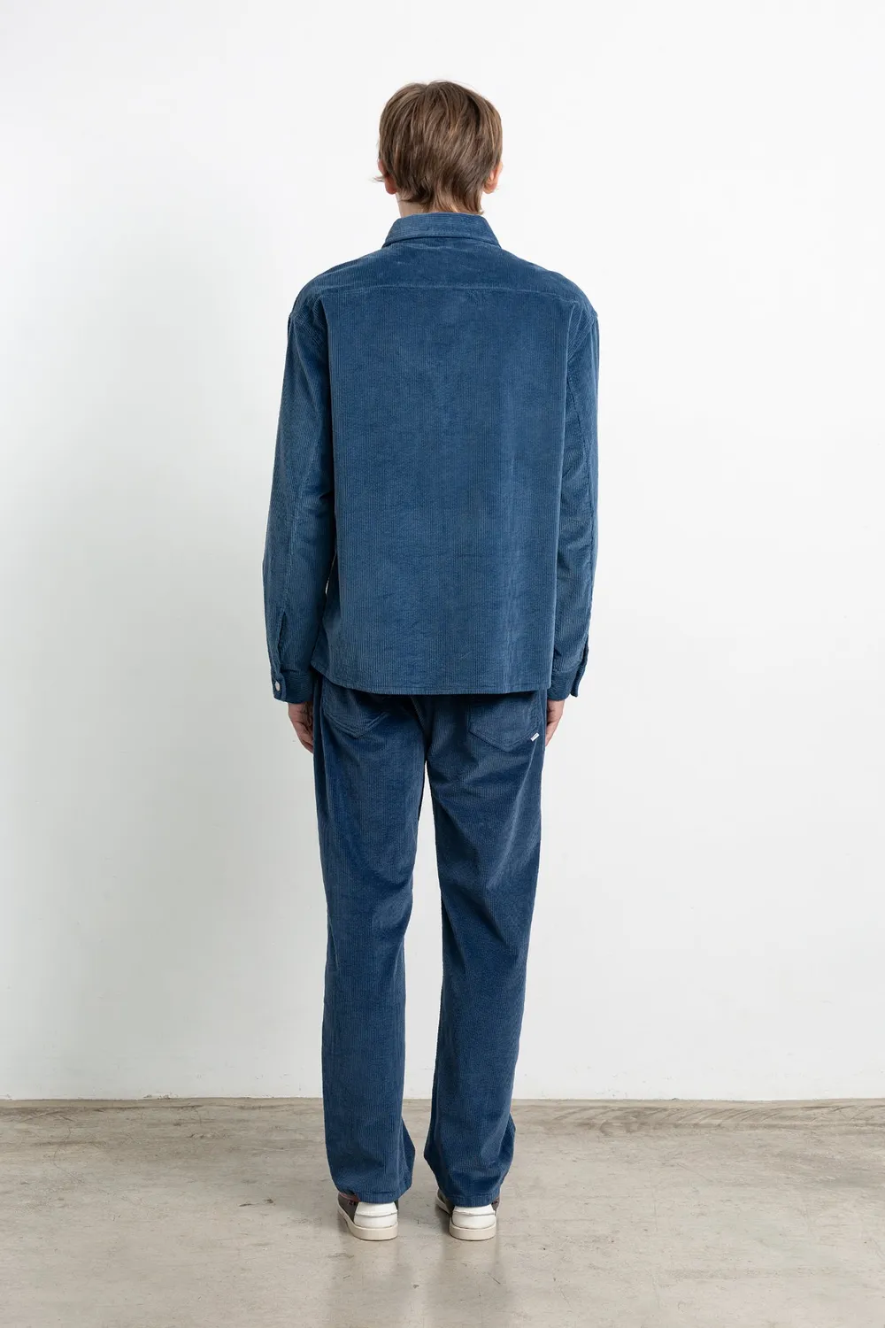 Edmmond Studios Jorge pantalon homme bleu marine velours