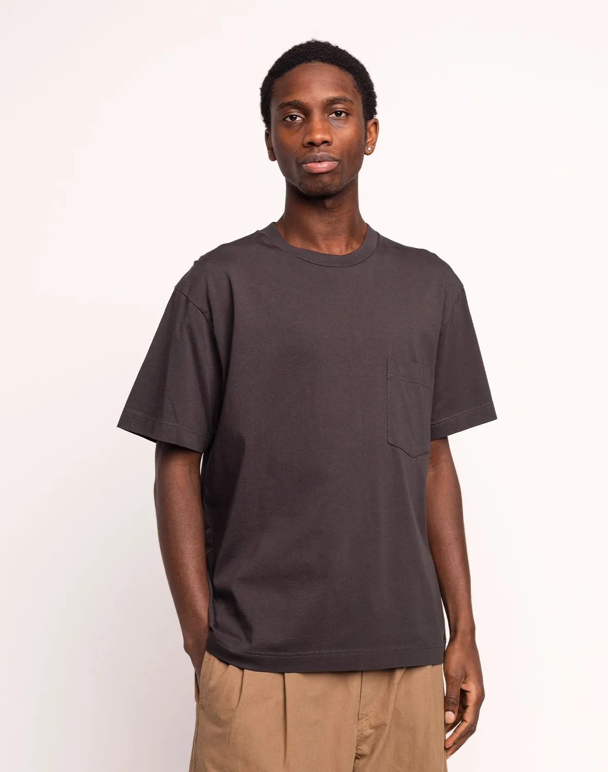 OLOW Cruising t-shirt noir carbone poche brodé