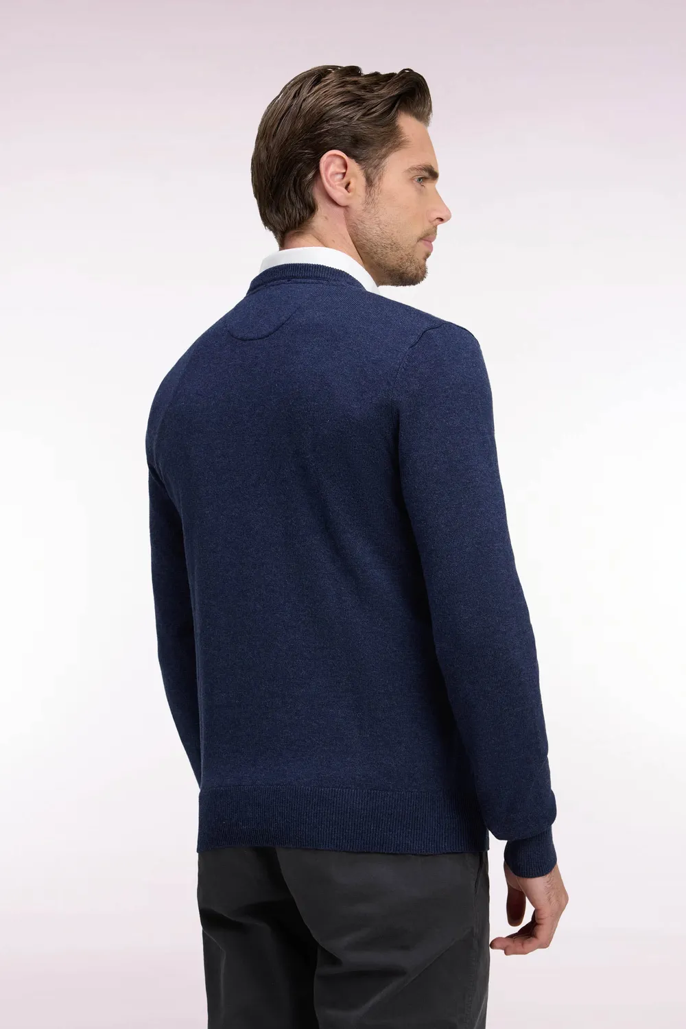 Eden Park pull col V laine et coton bleu coupe droite