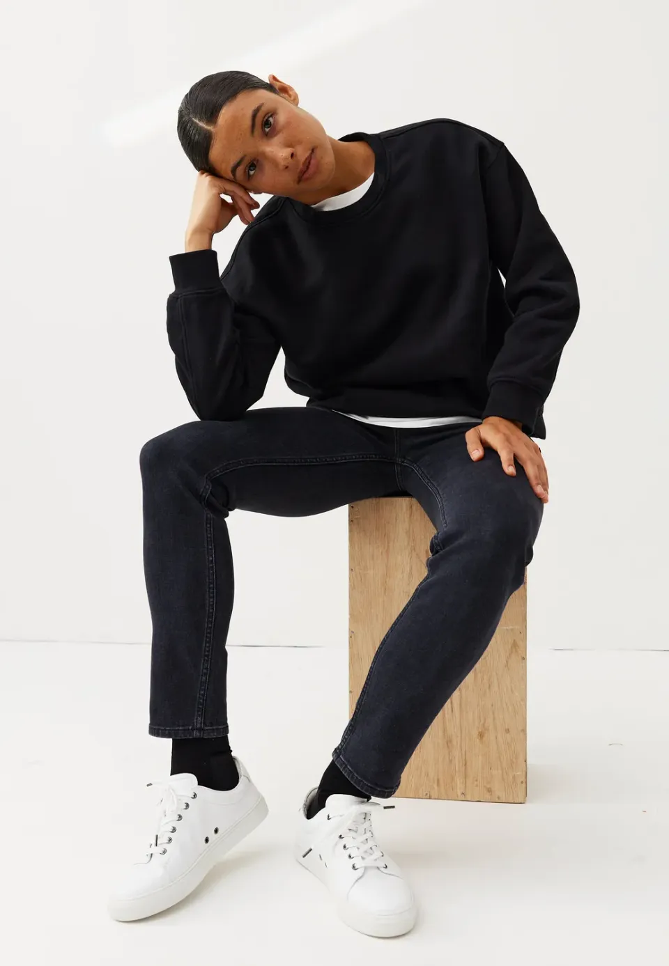 Loom Le jean slim noir coton bio