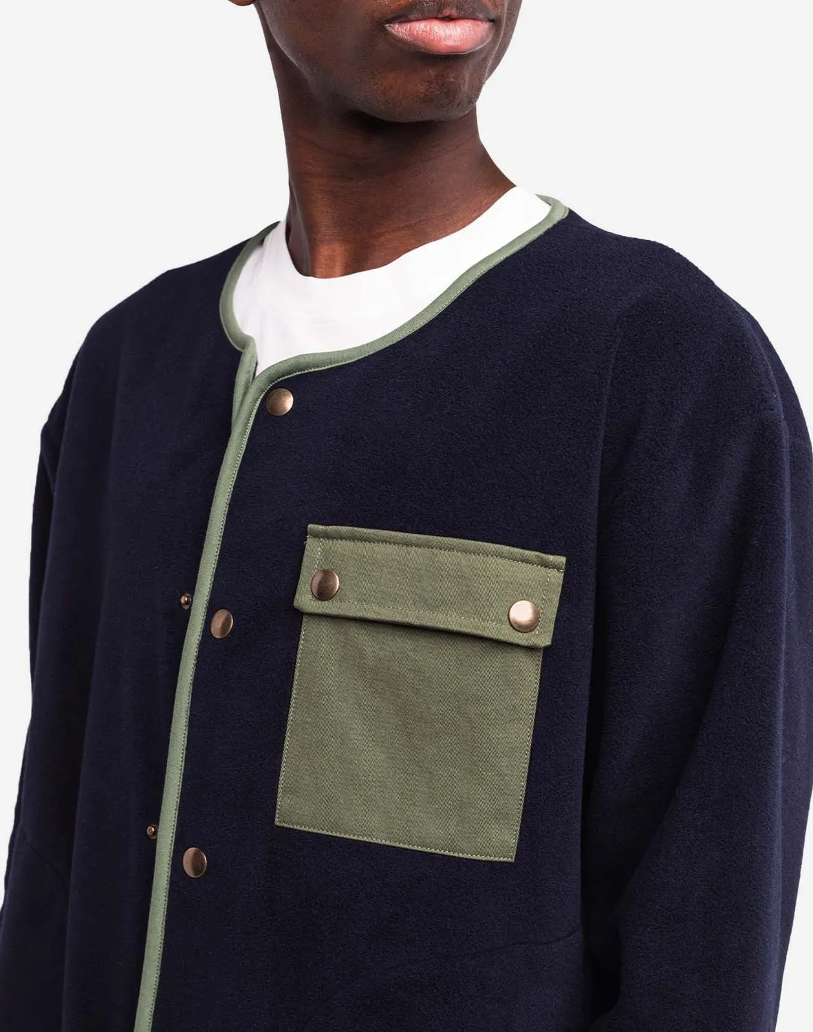 OLOW Okina sweat boutonné bleu marine recyclé