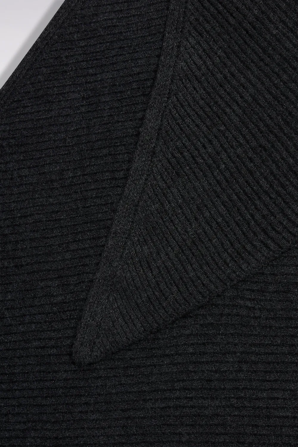 Eden Park écharpe triangle grise 170 cm duveteuse