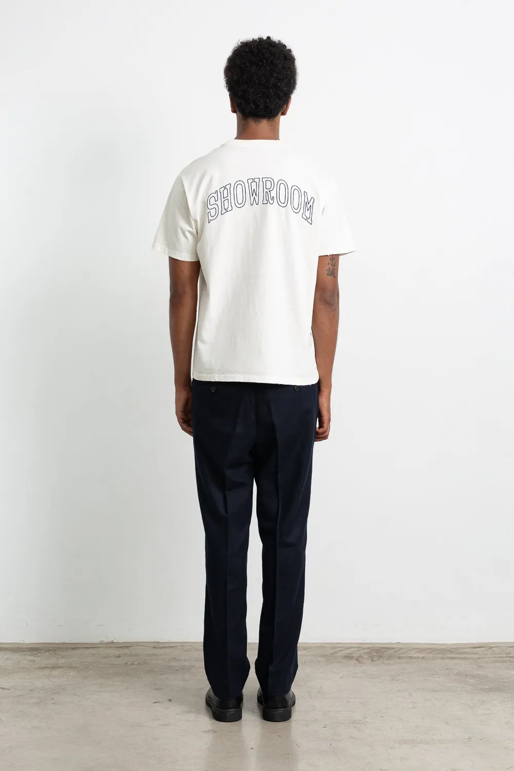 Edmmond Studios Showroom t-shirt blanc cassé 220gr