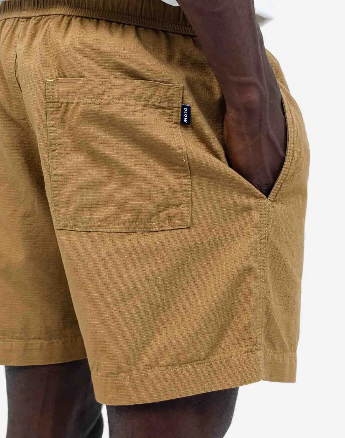 Olow Bodhi short terre coton texturé