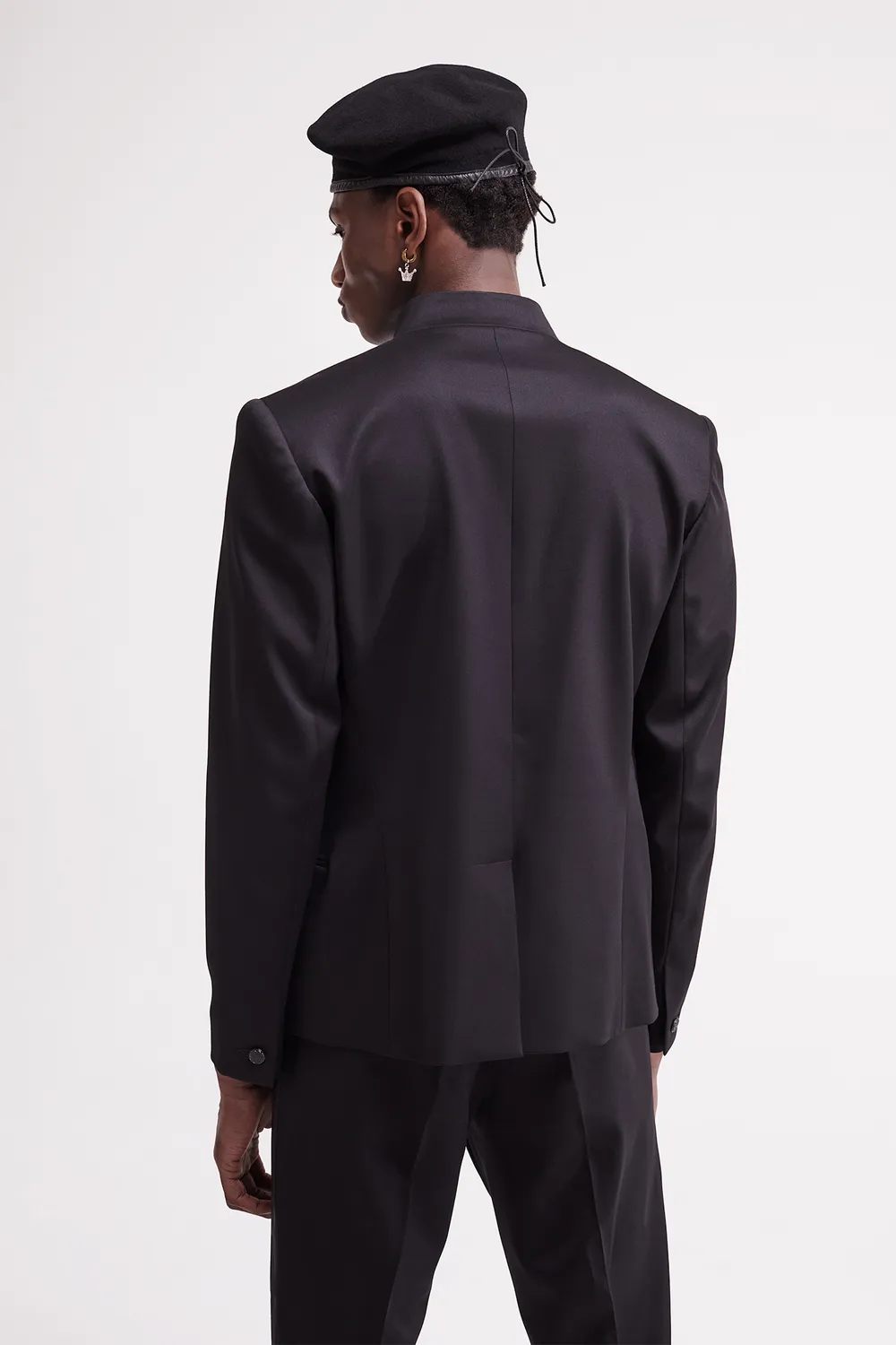 French Deal Black Excellence veste laine col satin