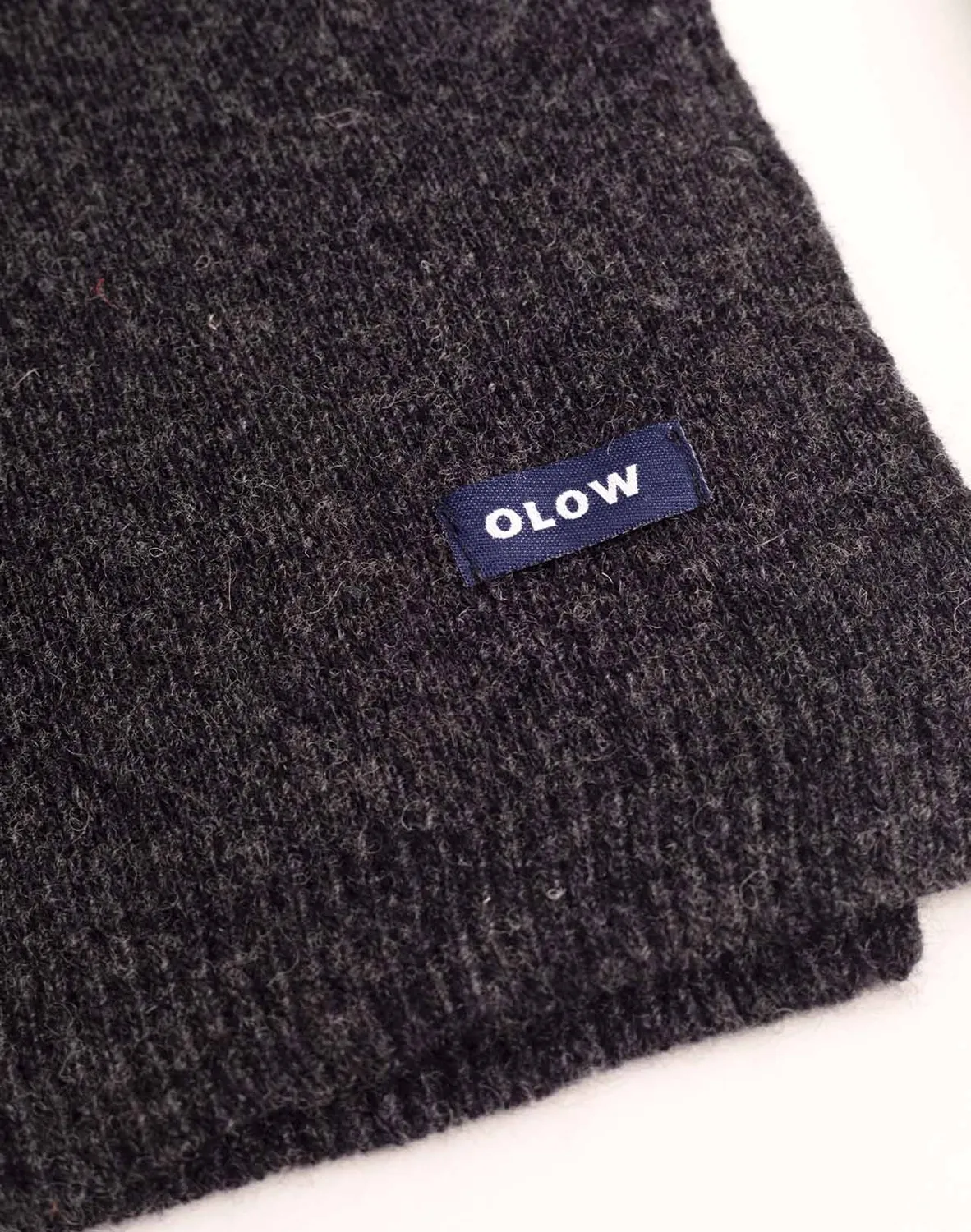 OLOW Horn écharpe noir carbone laine mérinos