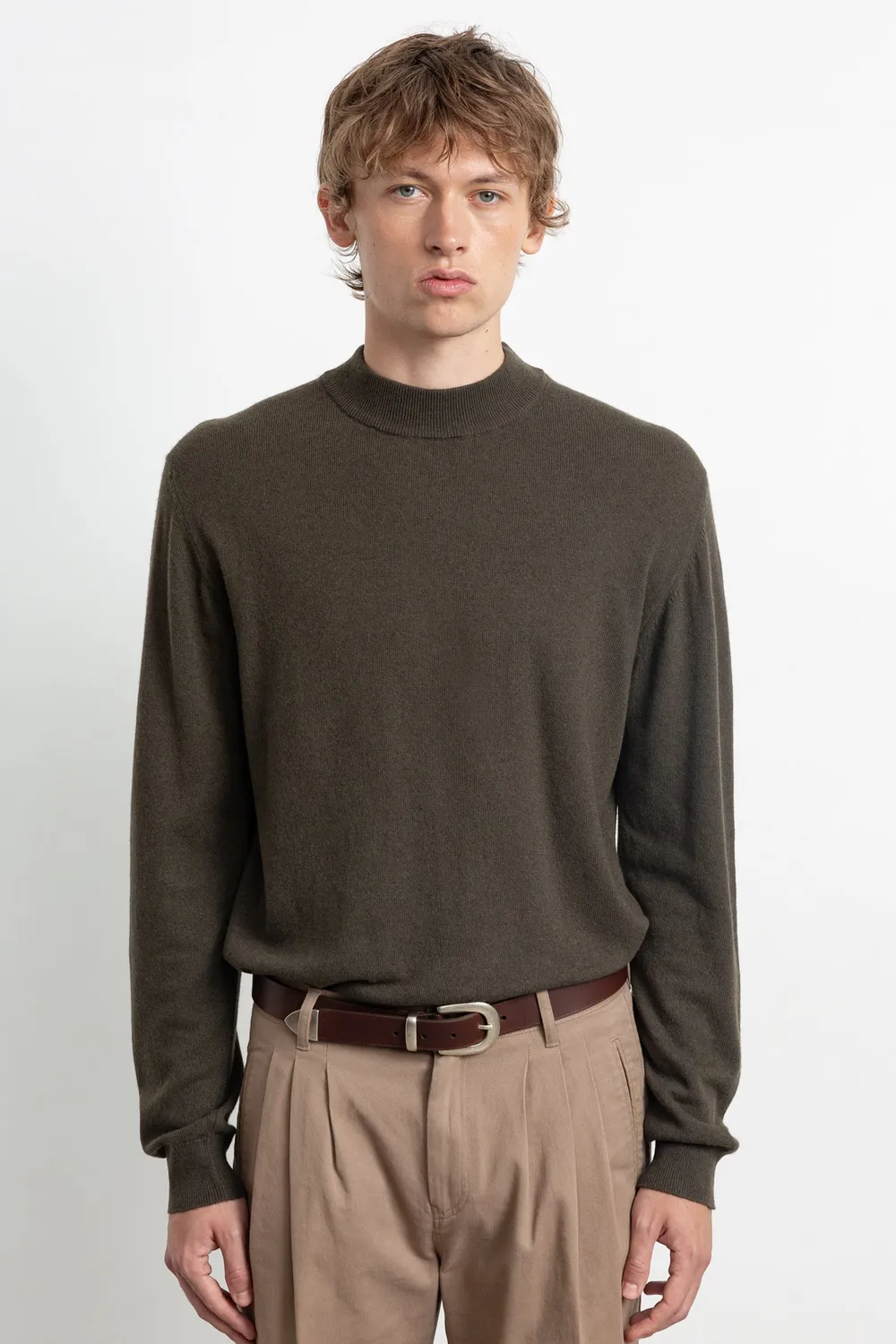 Edmmond Studios Lyra Sweater pull kaki laine cachemire