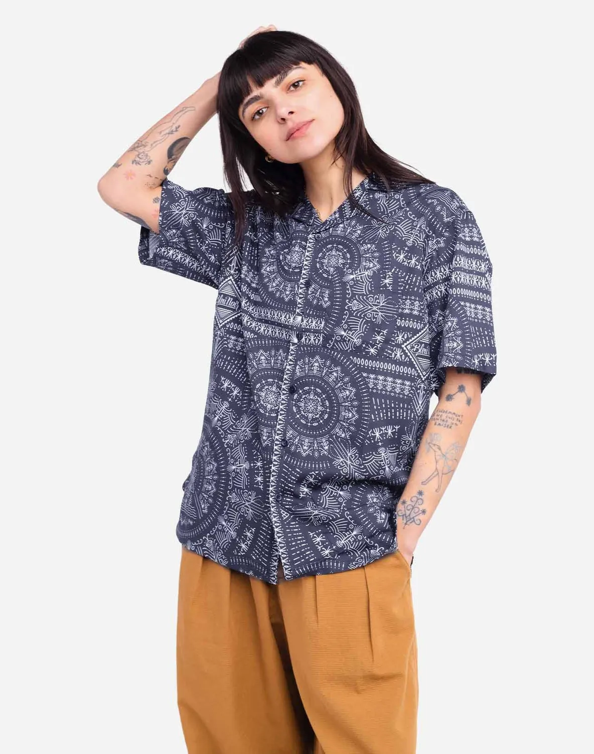 OLOW Kendari chemise Aloha bleu minuit motif