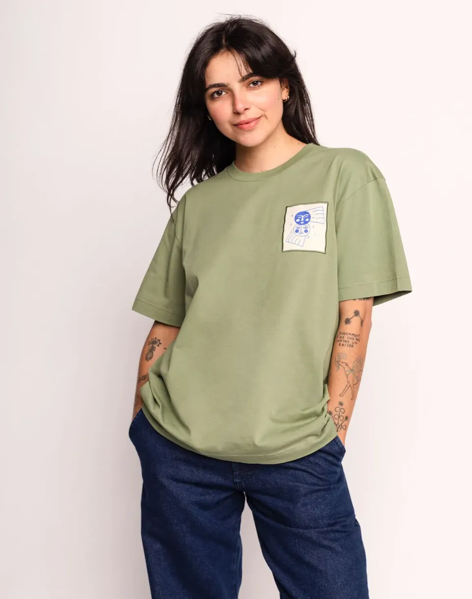 OLOW Avec Toi t-shirt vert sauge patch coton