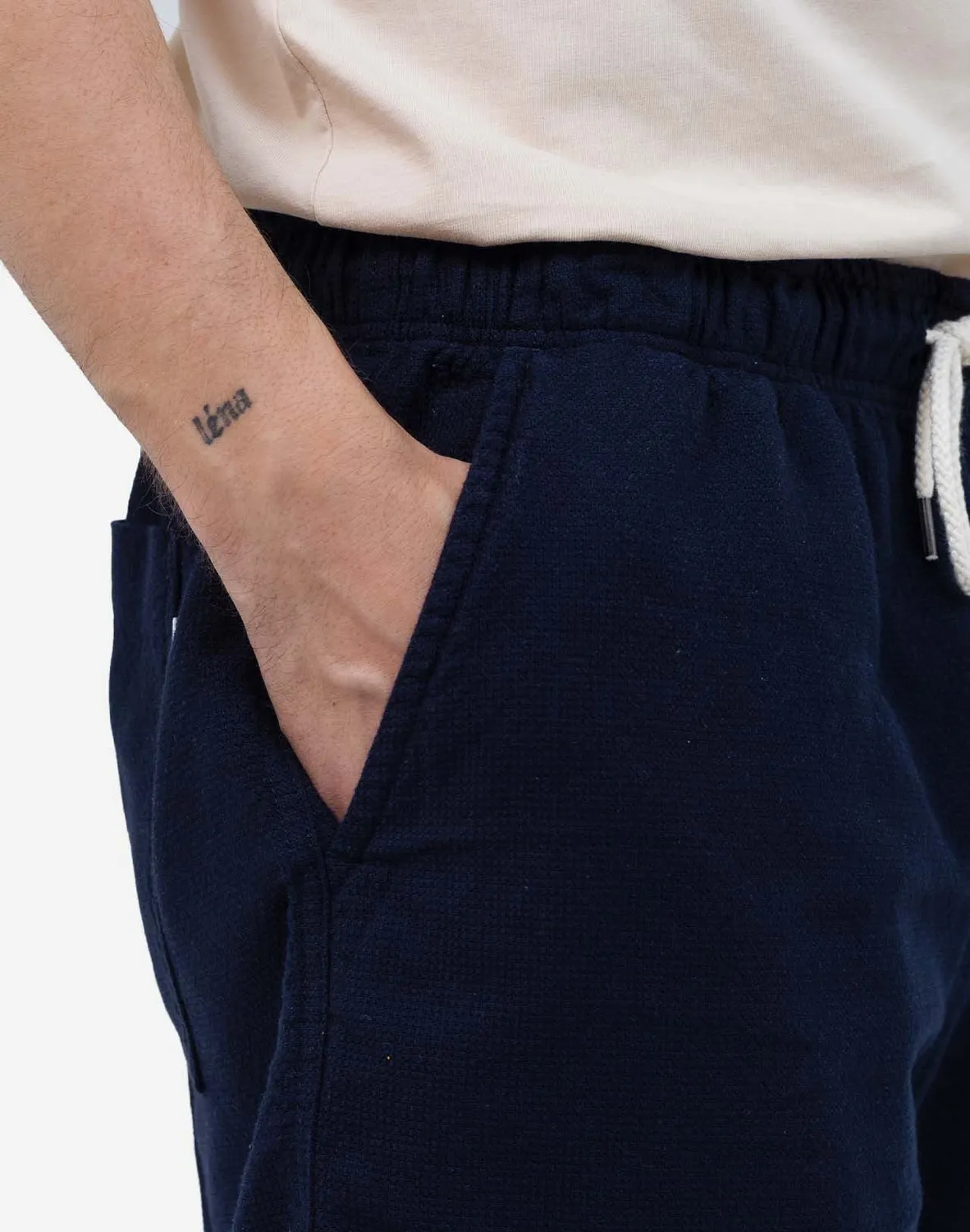 Olow Gujo short bleu marine coton texturé