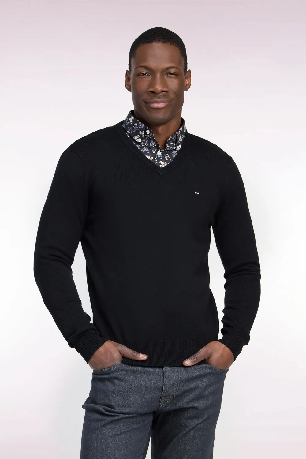 Eden Park H26MAIPU0003 pull laine noir col V droit
