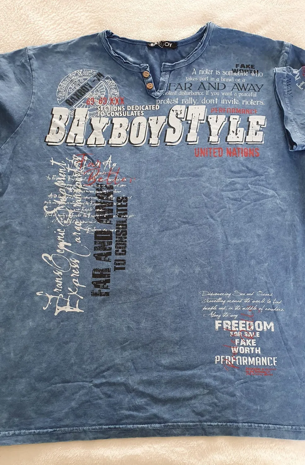 Subliminal Mode BX148 t-shirt col V boutonné gris clair