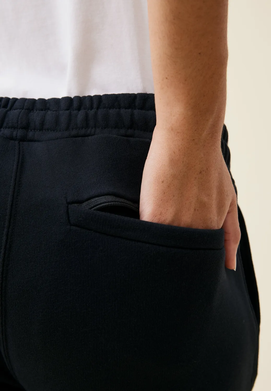 Loom jogging jogpant noir poche zippée coton bio