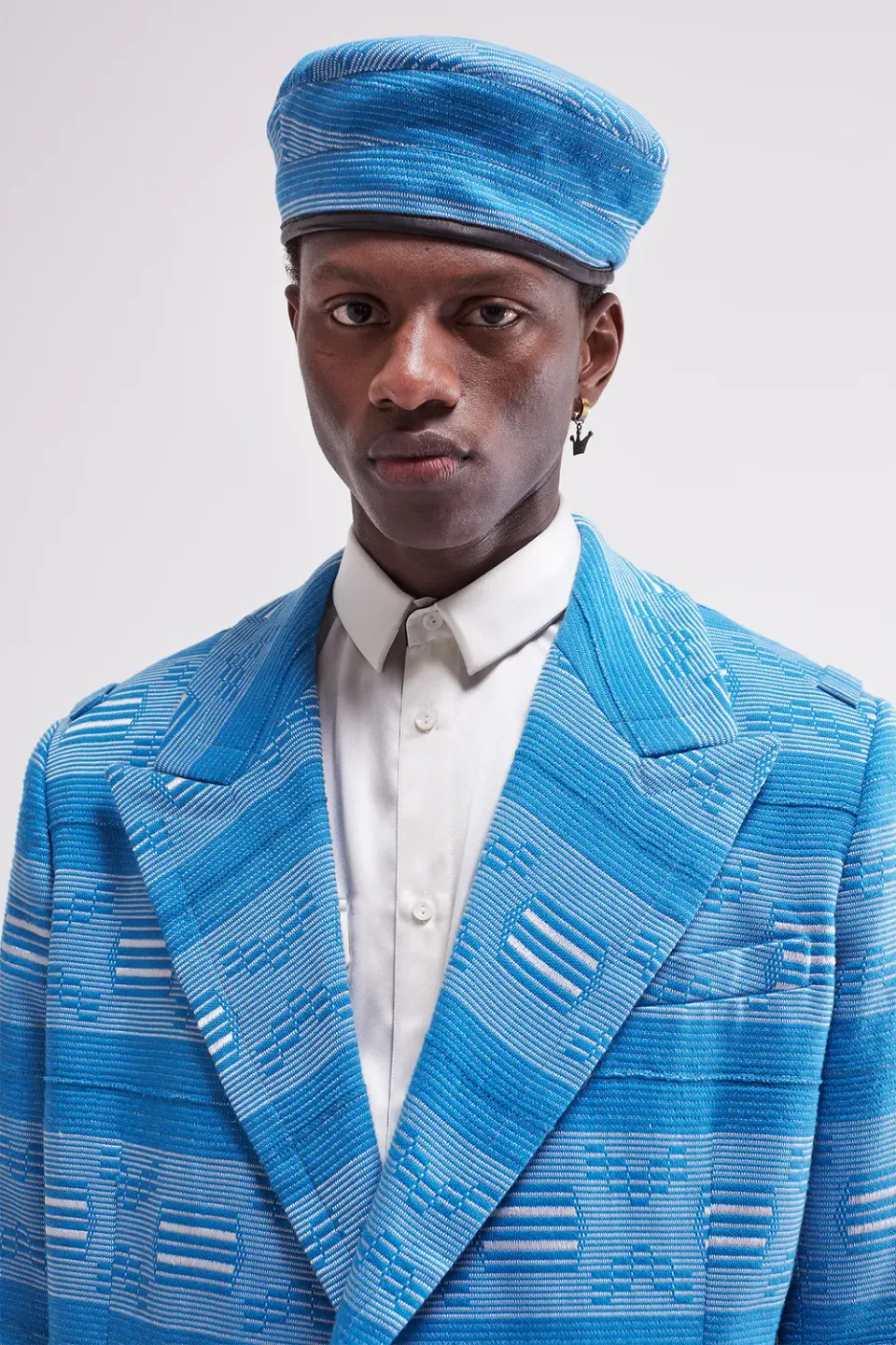 French Deal Kodjia béret pagne baoulé bleu
