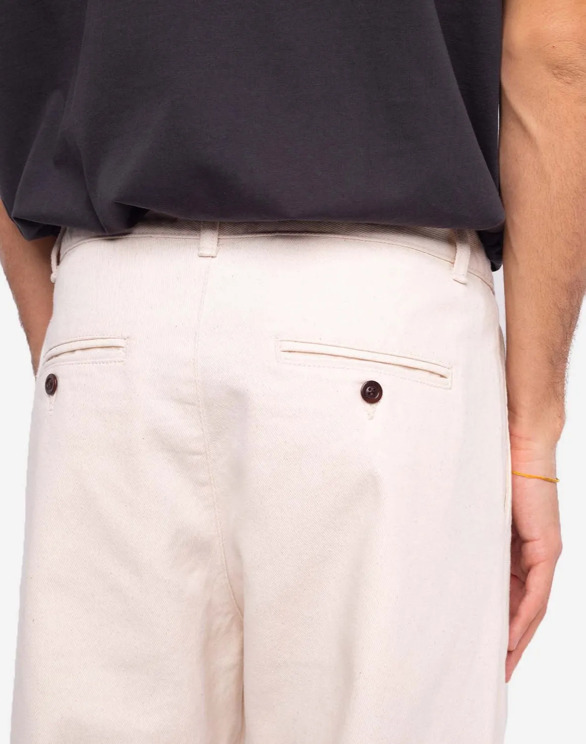 OLOW Swing pantalon écru coupe droite