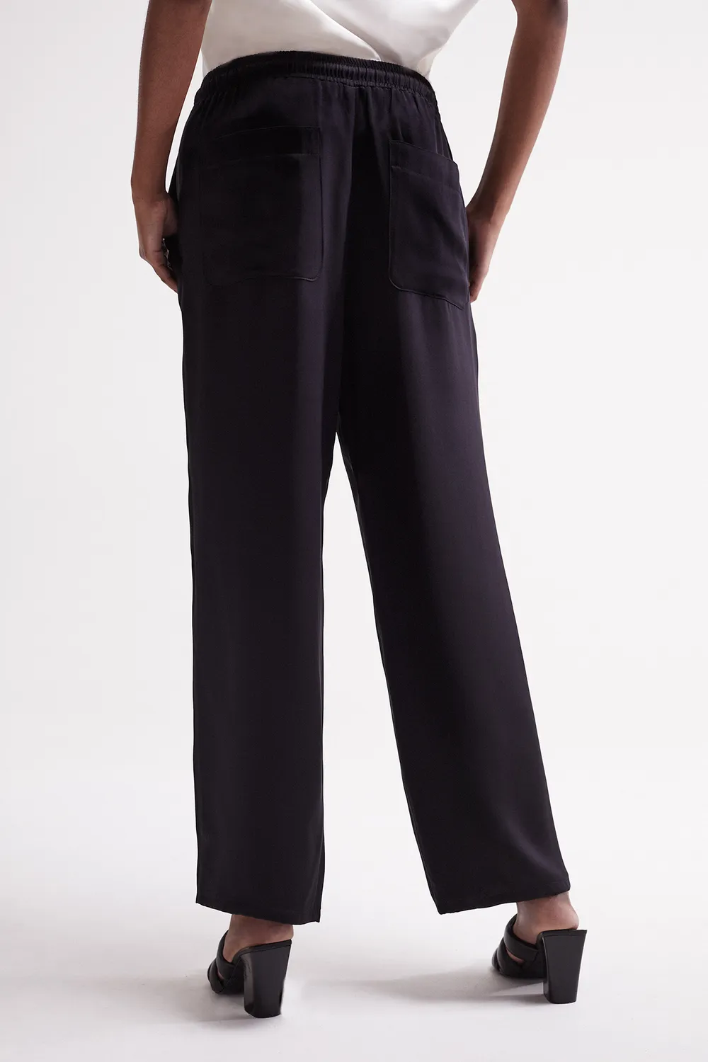 FRENCH DEAL pantalon MOVE satin de soie