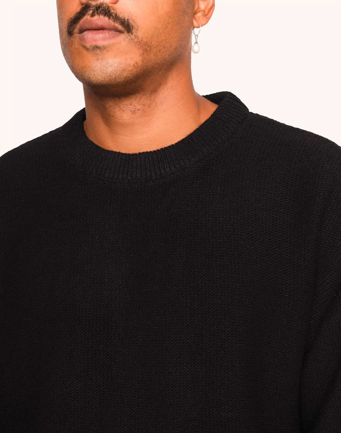 OLOW Baden pull noir laine chaude Italie