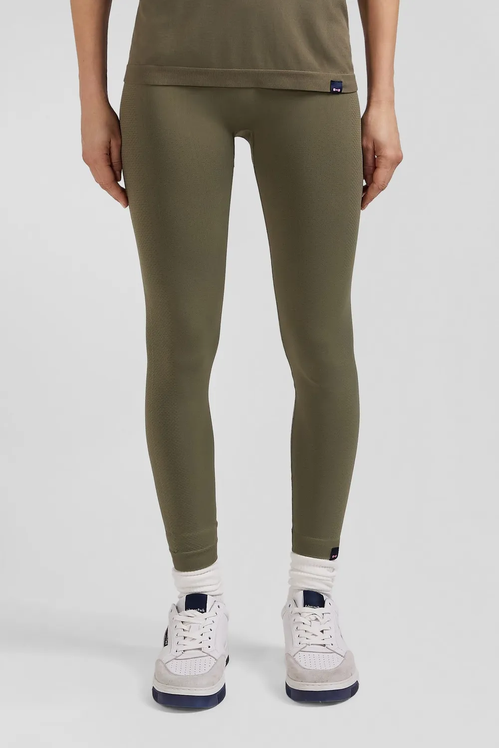 Eden Park Sport jogging stretch kaki coupe slim