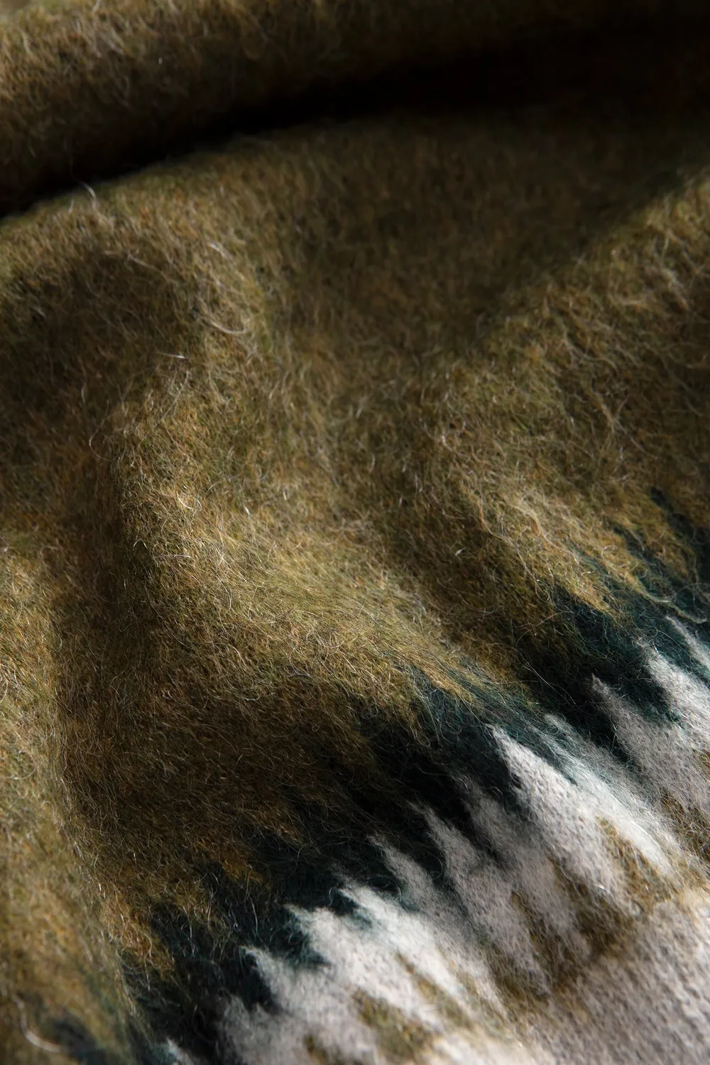 Edmmond Studios Facet Sweater pull kaki losanges brossés