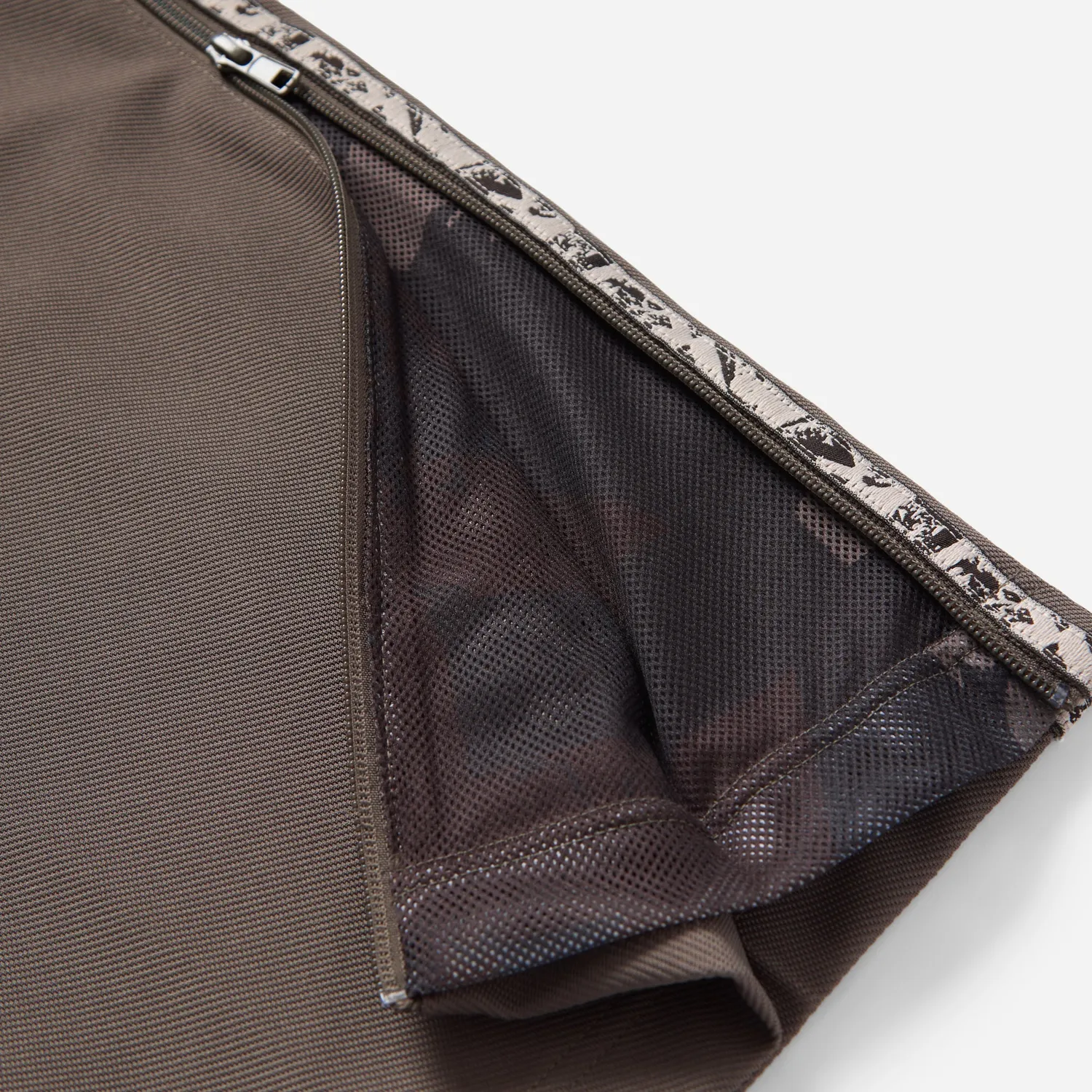 Labrum x adidas x END Track Pant survêtement homme nylon