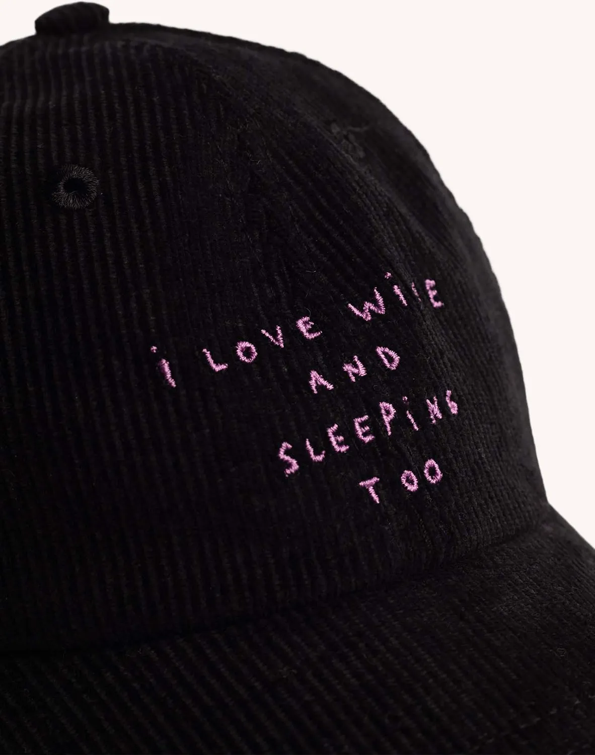 Olow Wine And Sleep casquette six panels noir velours