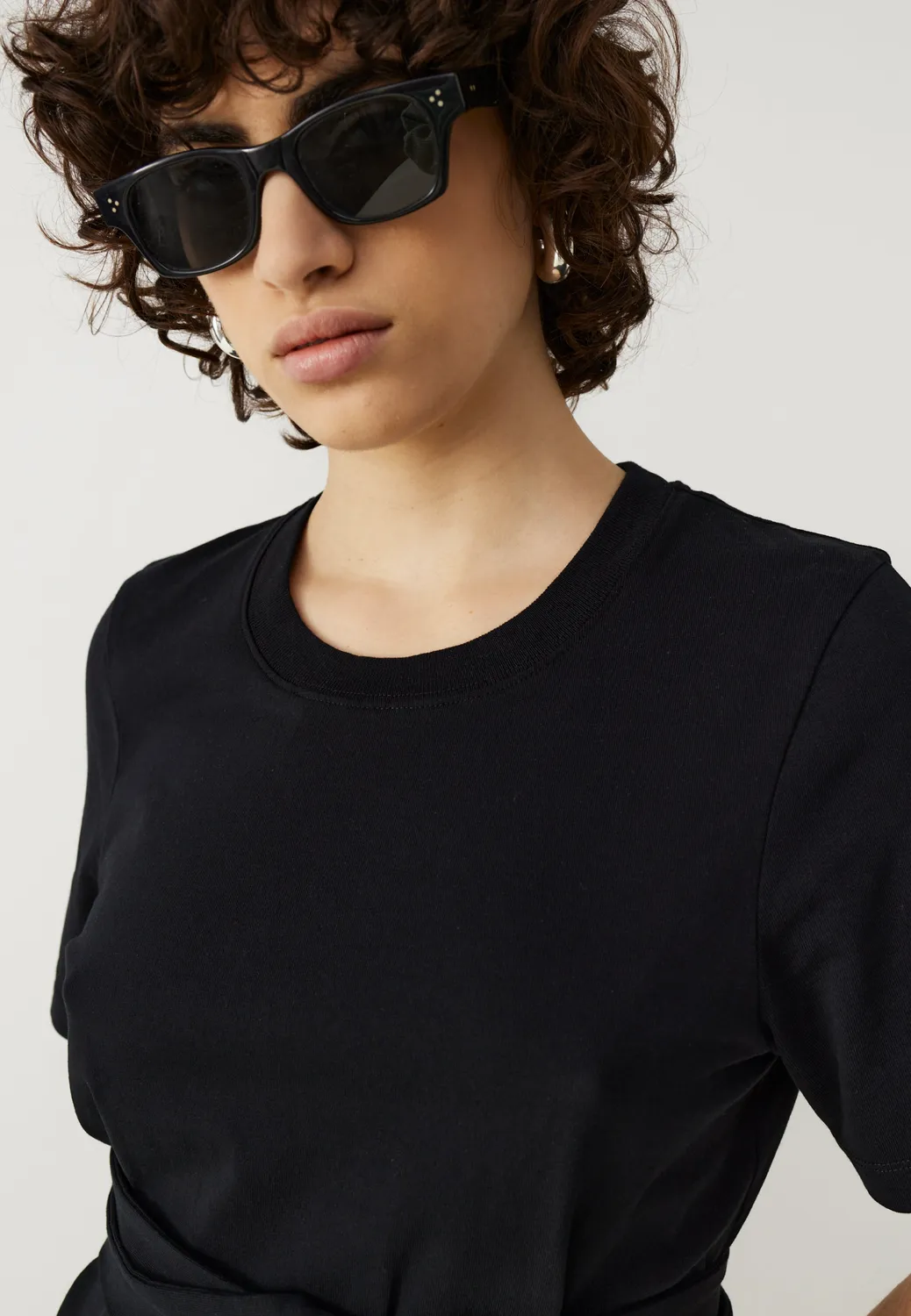 Loom La robe t-shirt robe femme coton bio noire mi-longue
