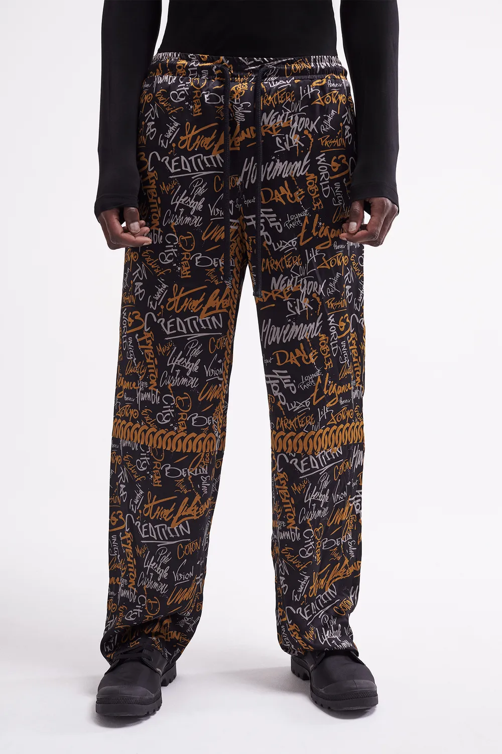 French Deal Move Graffiti pantalon satin soie