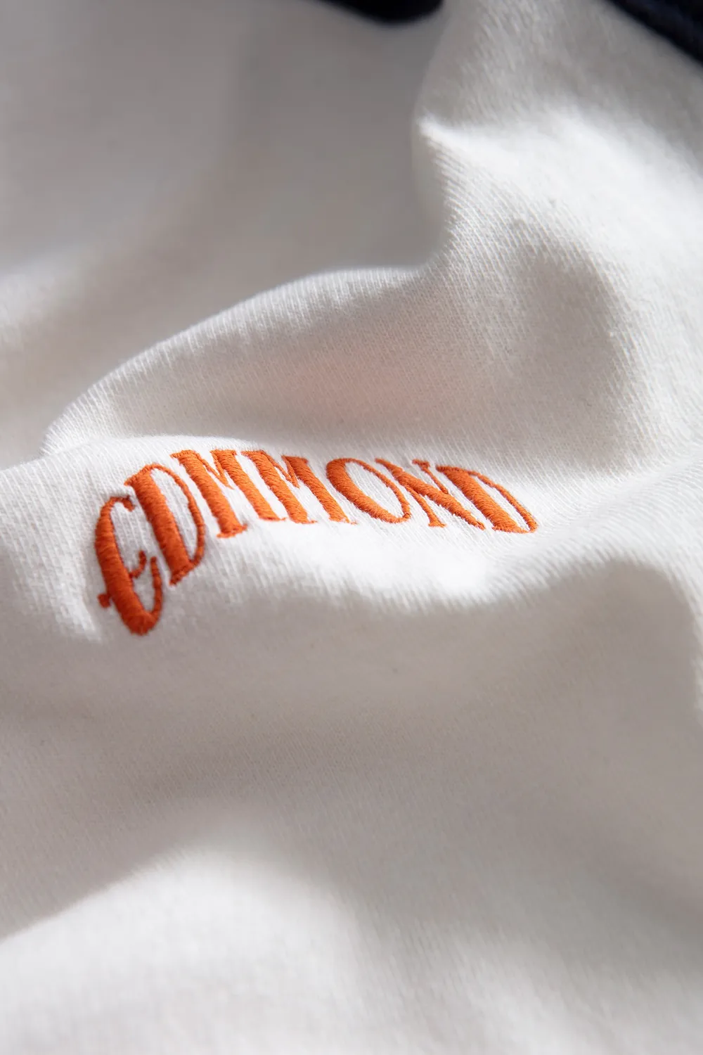 Edmmond Studios Home Run t-shirt blanc cassé brodé