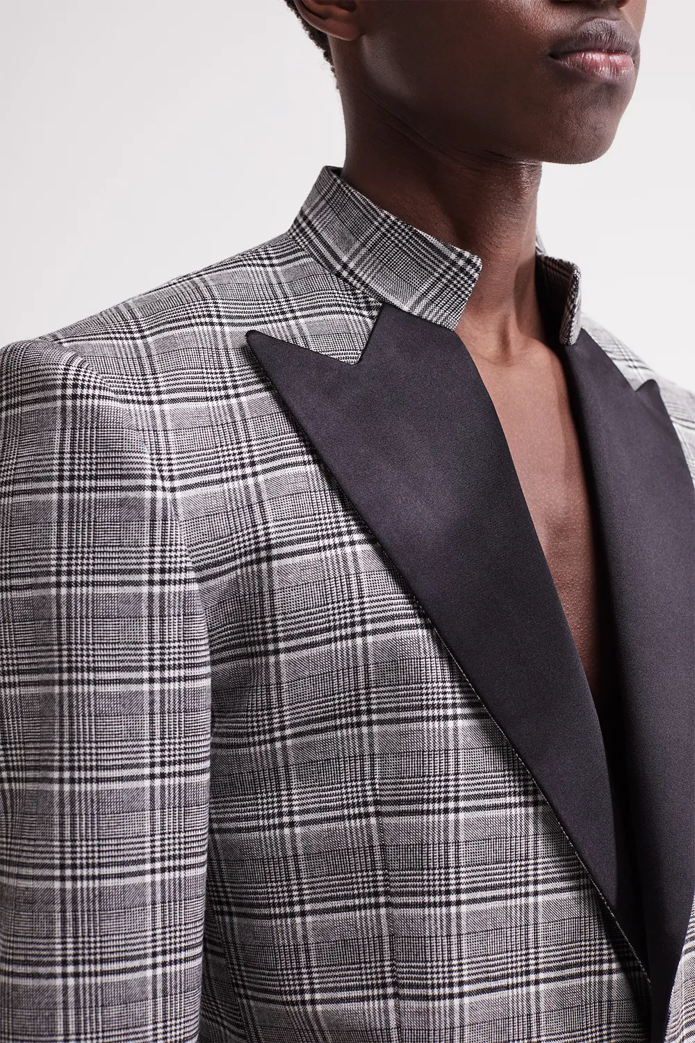 French Deal Black Excellence veste laine satin