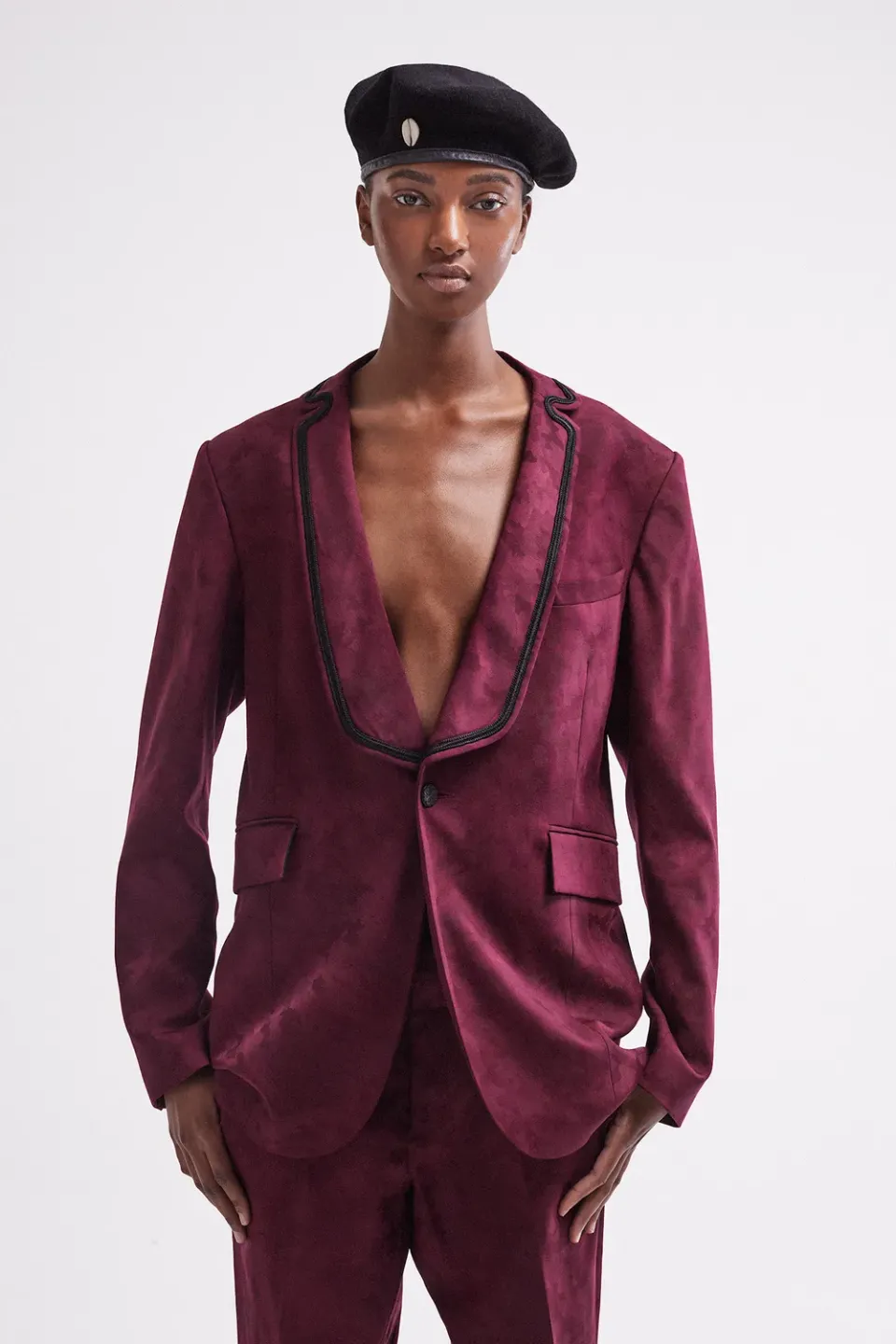 French Deal Majesté veste laine boutons sculptés